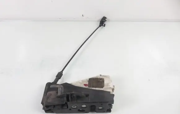 Volkswagen Sharan Rear door lock 