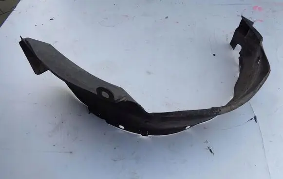 Renault Master II Front wheel arch liner splash guards
