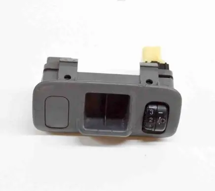 Toyota Yaris Headlight level height control switch R777197