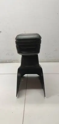 Peugeot 208 II Armrest