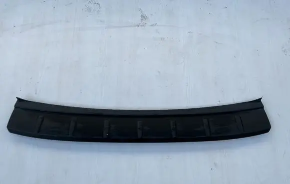 Volvo XC60 Rear bumper trim bar molding 30764525 BP8BB02