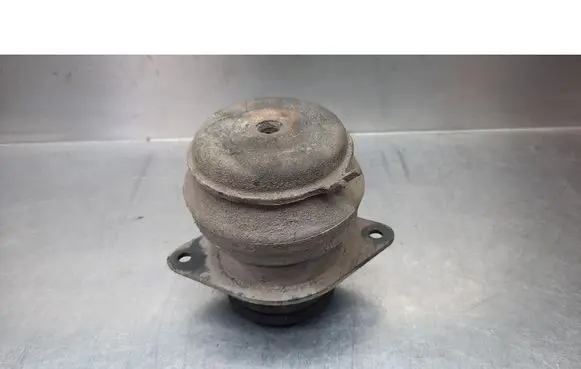 Volkswagen Golf III Engine mounting bracket 1H0199625