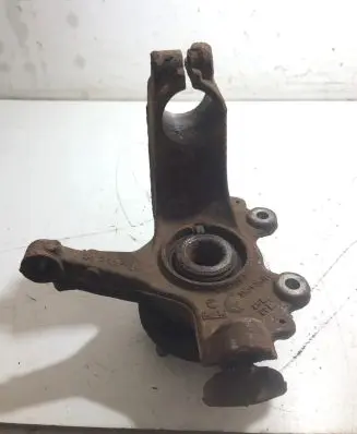 Ford Focus C-MAX Front wheel hub spindle knuckle 3M513K171
