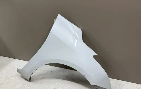 Suzuki Swift II Fender