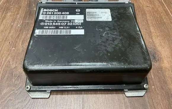 Mercedes-Benz C W202 Engine control unit/module ECU 0135450732 0261200406