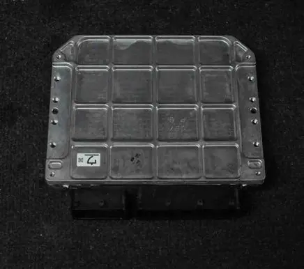 Lexus CT 200H Engine control unit/module