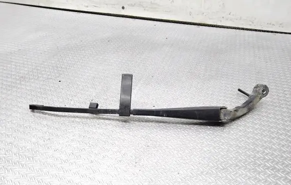 Ford Explorer Rear wiper blade arm