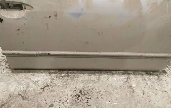 Nissan Primera Front door trim (molding) 