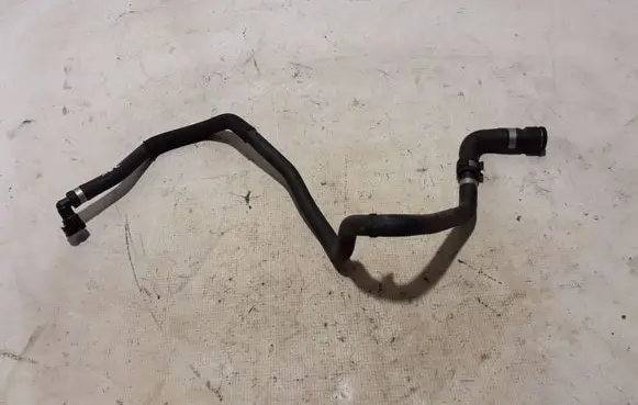 Volvo XC60 Engine coolant pipe/hose 32339395