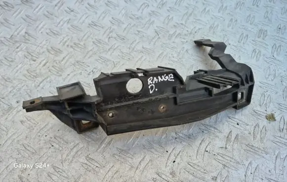Land Rover Range Rover L322 Headlight/headlamp mounting bracket 1301329337