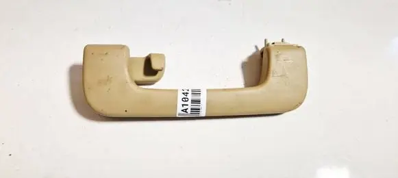 Audi A6 S6 C6 4F Front interior roof grab handle 8p0857607