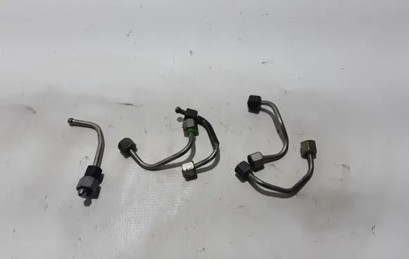 Peugeot 2008 II Fuel injector supply line/pipe 
