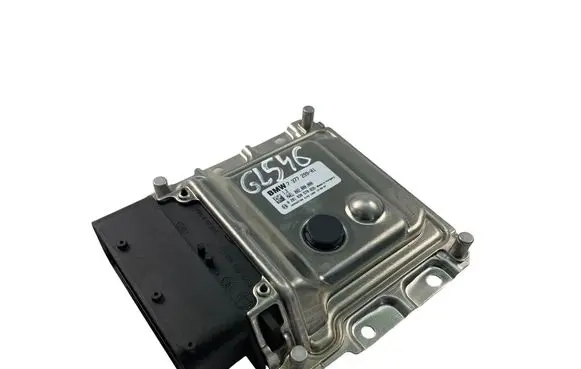 BMW 5 F10 F11 Engine control unit/module ECU 7377299 0281030578