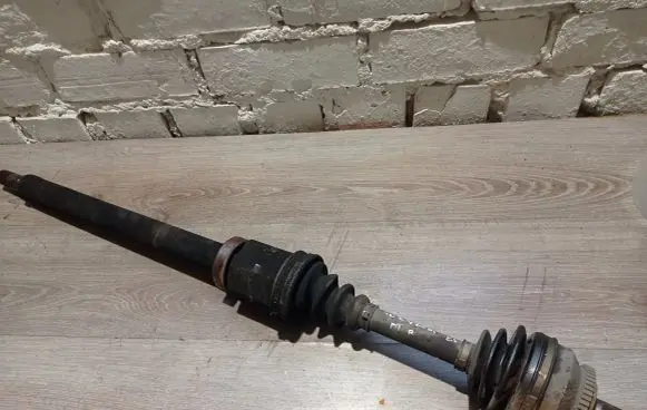 Volvo V70 Front driveshaft