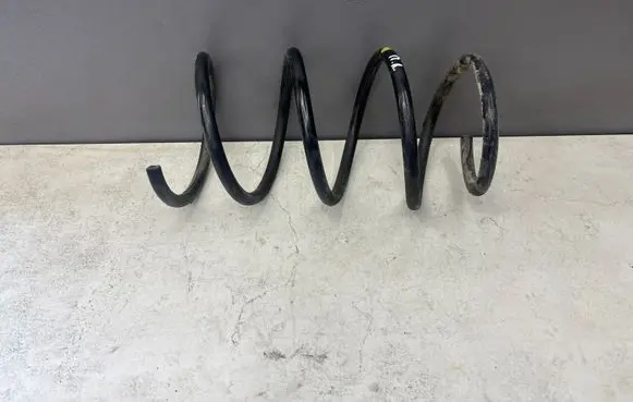BMW 5 E60 E61 Front coil spring 