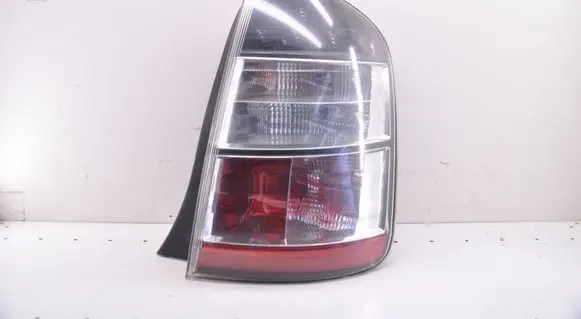 Toyota Prius (XW20) Rear/tail lights