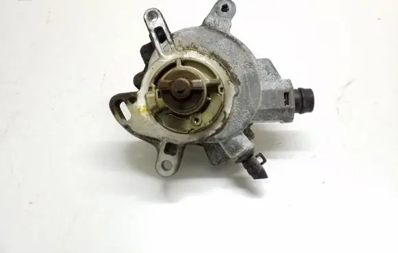 Ford Fusion II Vacuum pump D1562B