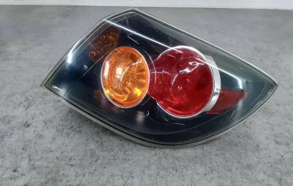 Mazda 3 I Rear/tail lights