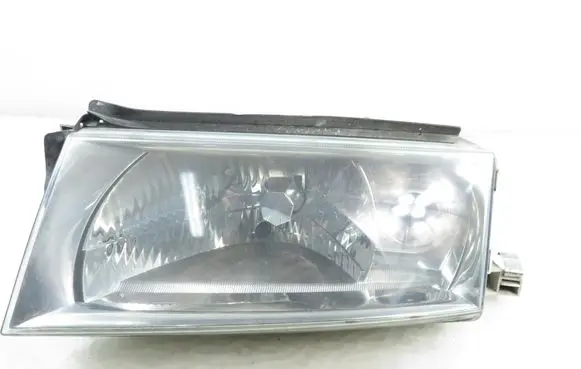 Skoda Octavia Mk1 (1U) Headlight/headlamp 1U1941015E