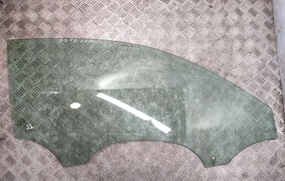 Audi A3 S3 8V Front door window/glass (coupe) E000184