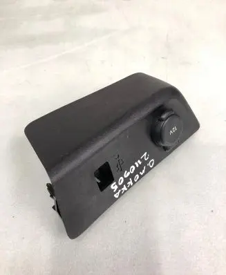Opel Mokka B 12 V Socket (front) 9830788880