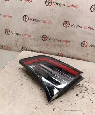Tesla Model 3 Tailgate rear/tail lights 01534202