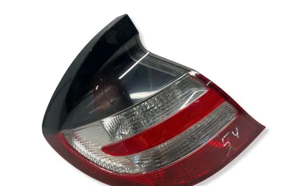 Mercedes-Benz C W203 Rear/tail lights A2038202564