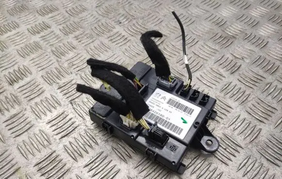 Tailgate/trunk control unit/module