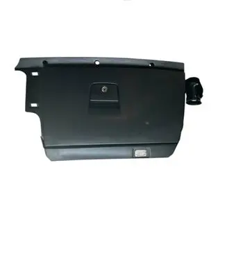 Volvo V50 Glove box 8626141 39888609