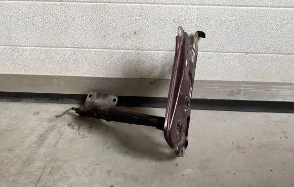 Audi 80 90 S2 B4 Side radiator support slam panel 