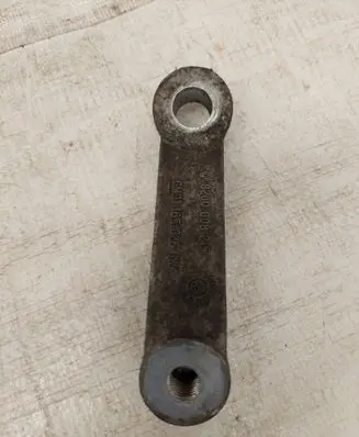 Opel Vivaro Engine mounting bracket 8200008215 91165626