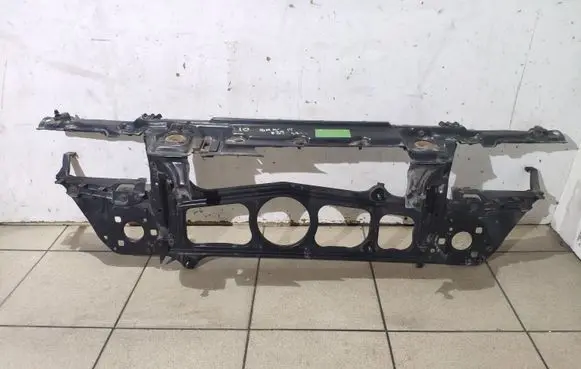 BMW 5 E39 Radiator support slam panel 8387412