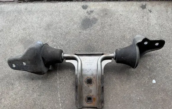 Muffler mount bracket/holder