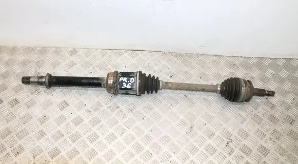 Toyota Verso-S Front driveshaft