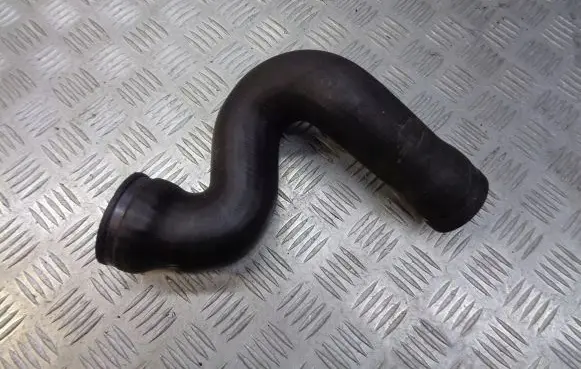 Audi A4 S4 B5 8D Turbo air intake inlet pipe/hose