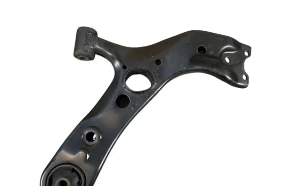 Toyota RAV 4 (XA30) Front lower control arm/wishbone