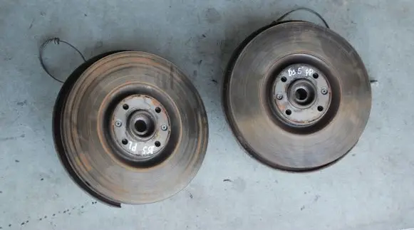 Citroen DS5 Front wheel hub 160KM