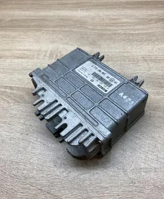 Volkswagen Golf III Engine control unit/module ECU 1H0907311P 0261203707