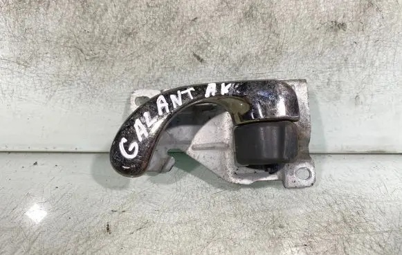 Mitsubishi Galant Rear door interior handle