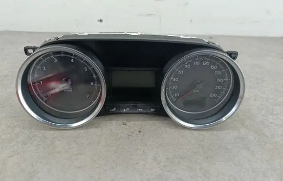 Peugeot 508 Speedometer (instrument cluster) 9800420180