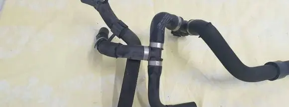 Audi Q7 4M Engine coolant pipe/hose 4M0122449AL