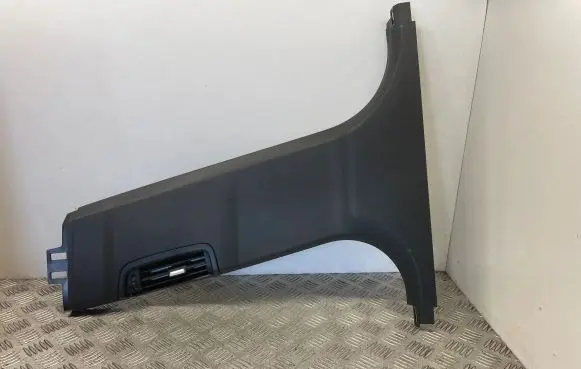 BMW M5 (B) pillar trim (bottom) 9116353 7211887