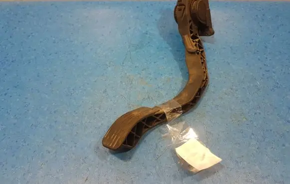 Peugeot 1007 Accelerator pedal position sensor 9647135280