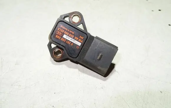 Audi A4 S4 B8 8K Air pressure sensor 038906051E 0261230209