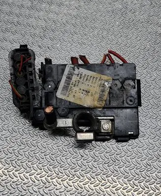 Seat Ibiza IV (6J,6P) Positive cable (battery)
