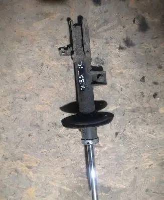 Hyundai ix35 Front shock absorber/damper