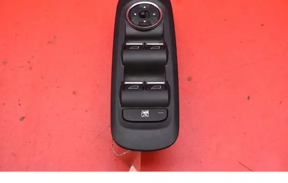 Ford Mondeo MK IV Electric window control switch 7S7T14A132AB