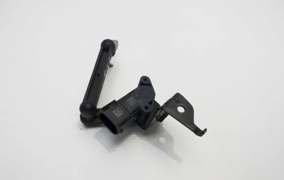 BMW 2 F44 Headlight/headlamp level sensor 6895466TY