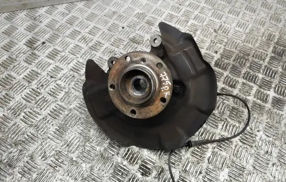 Mini Cooper Countryman R60 Front wheel hub