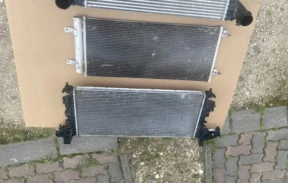 Opel Astra K Coolant radiator 39131676